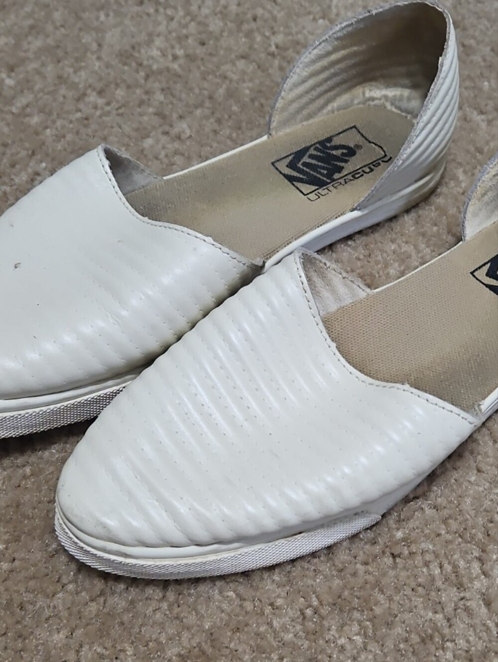 Vans White Women’s Slip-On Flats/ Rare Find